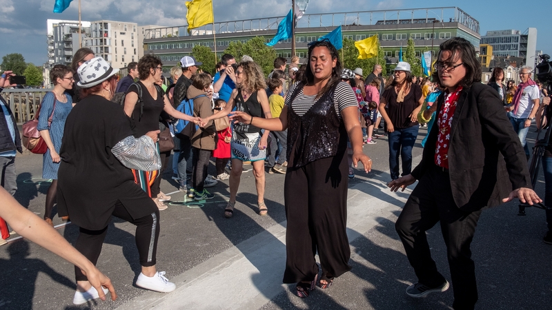 En 2019, le pont Anne-de-Bretagne avait accueilli une grande parade soul funk. © Patrick Garçon.